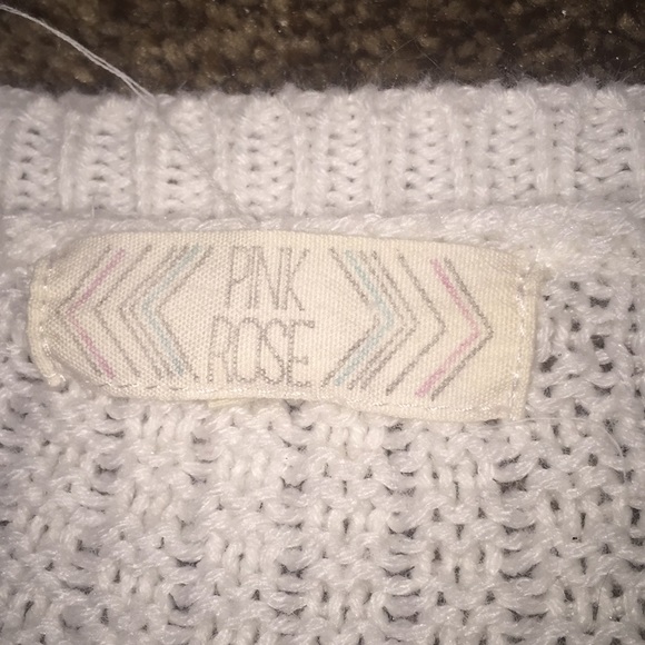 white sweater - Picture 2 of 2